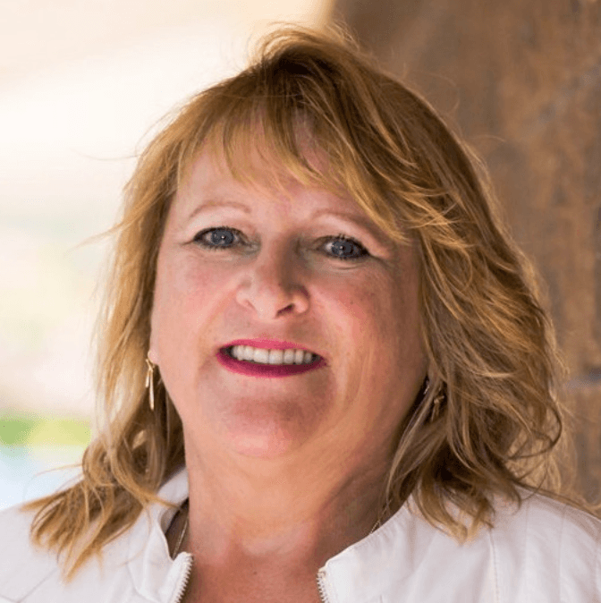 agent-Joann McMillan
